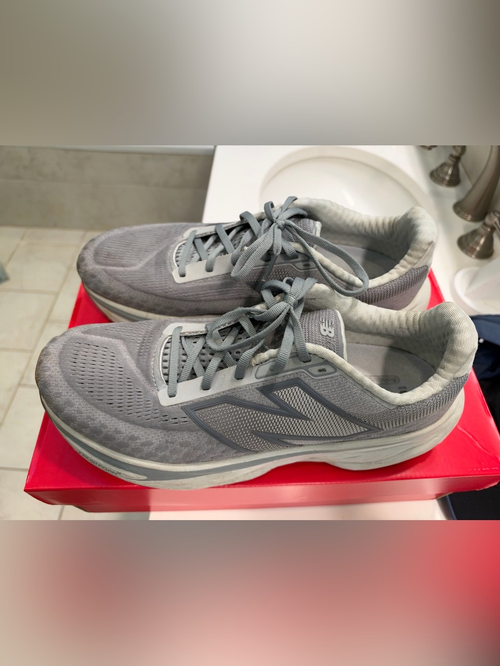 New Balance 1080 v14 Men’s Gray Athletic Running Sneakers